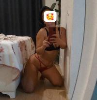 Merter Escort Bayan Derya İle Hayalinizdeki Gece Burada